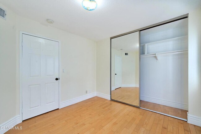 Building Photo - 4345 Willow Glen St