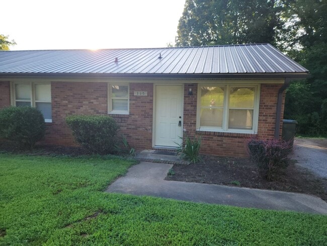 Interior Photo - Raeford Avenue Apartments