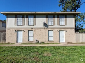 Building Photo - 1960 Upland Dr