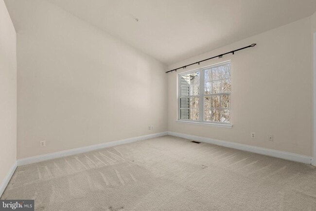 Building Photo - 618 Berwick Ct