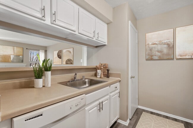 Building Photo - Madison at Eden Brook