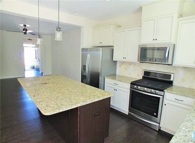Building Photo - 9453 Glenburn Ln