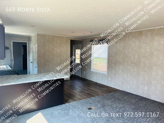 Building Photo - 669 Monte Vista Rd