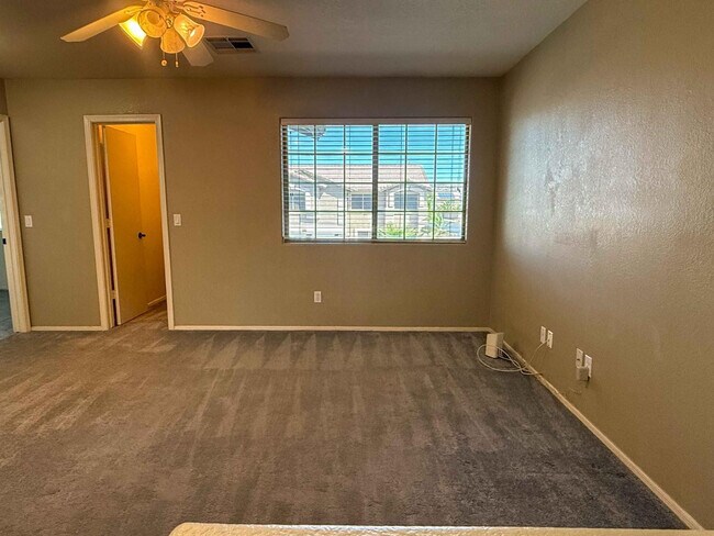 Building Photo - 3103 W Zachary Dr