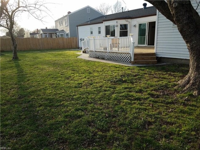 Building Photo - Remodeled 3BR Home in Indian Lakes - Grani...