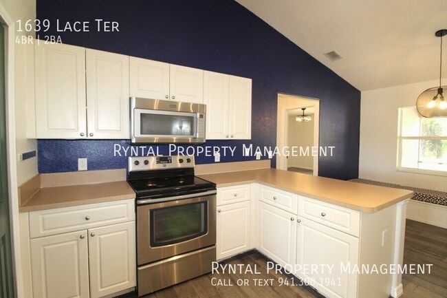 Building Photo - 1639 Lace Terrace