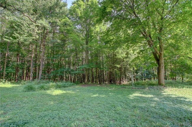 Building Photo - 5880 Draudt Rd