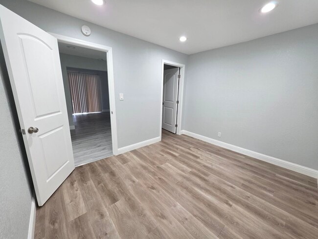 Building Photo - 1040 Gatter Dr