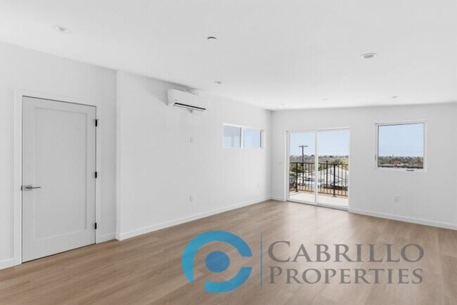 Building Photo - 6640 Valjean Ct