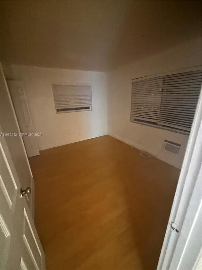 Building Photo - 300 SW 4th Ct