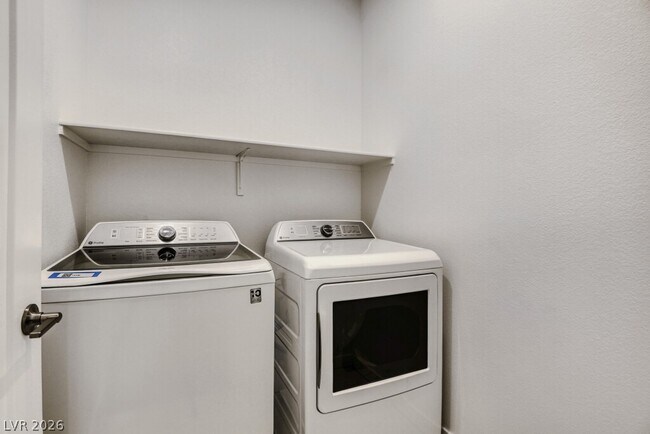 Building Photo - 4356 Vantage Ridge