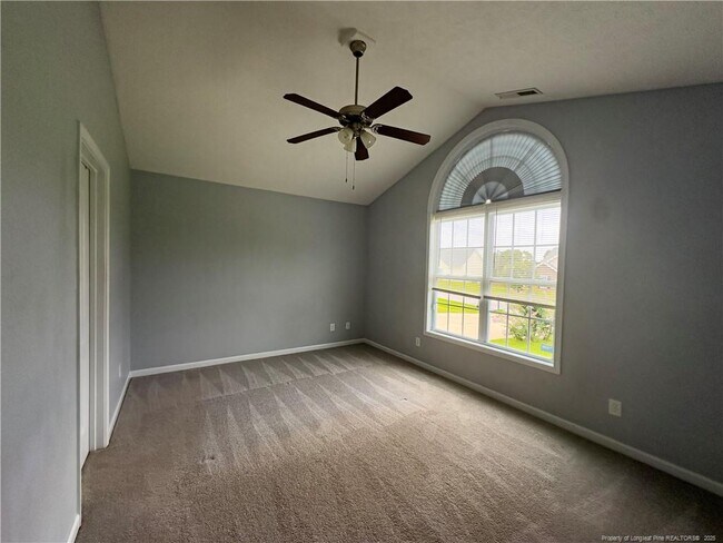 Building Photo - 290 Strike Eagle Dr