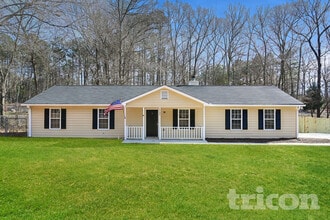 Building Photo - 4702 Bullock Ln