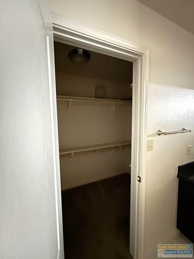 Building Photo - 4925 Ruidoso Pl