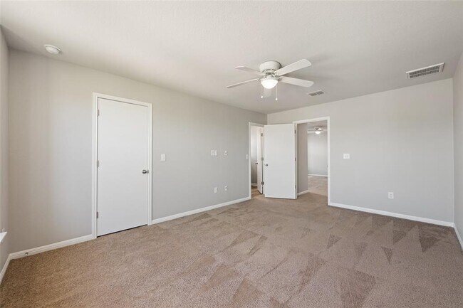 Building Photo - 124 Guemal Rd