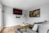 Building Photo - 231 Murray St SE