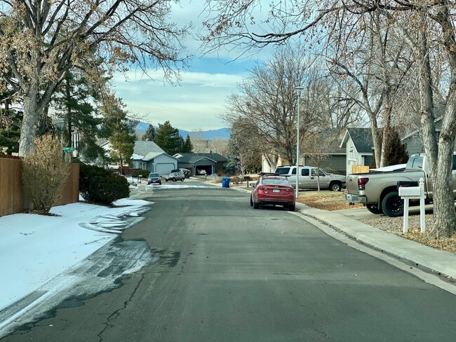 Building Photo - 10860 Utica Ct