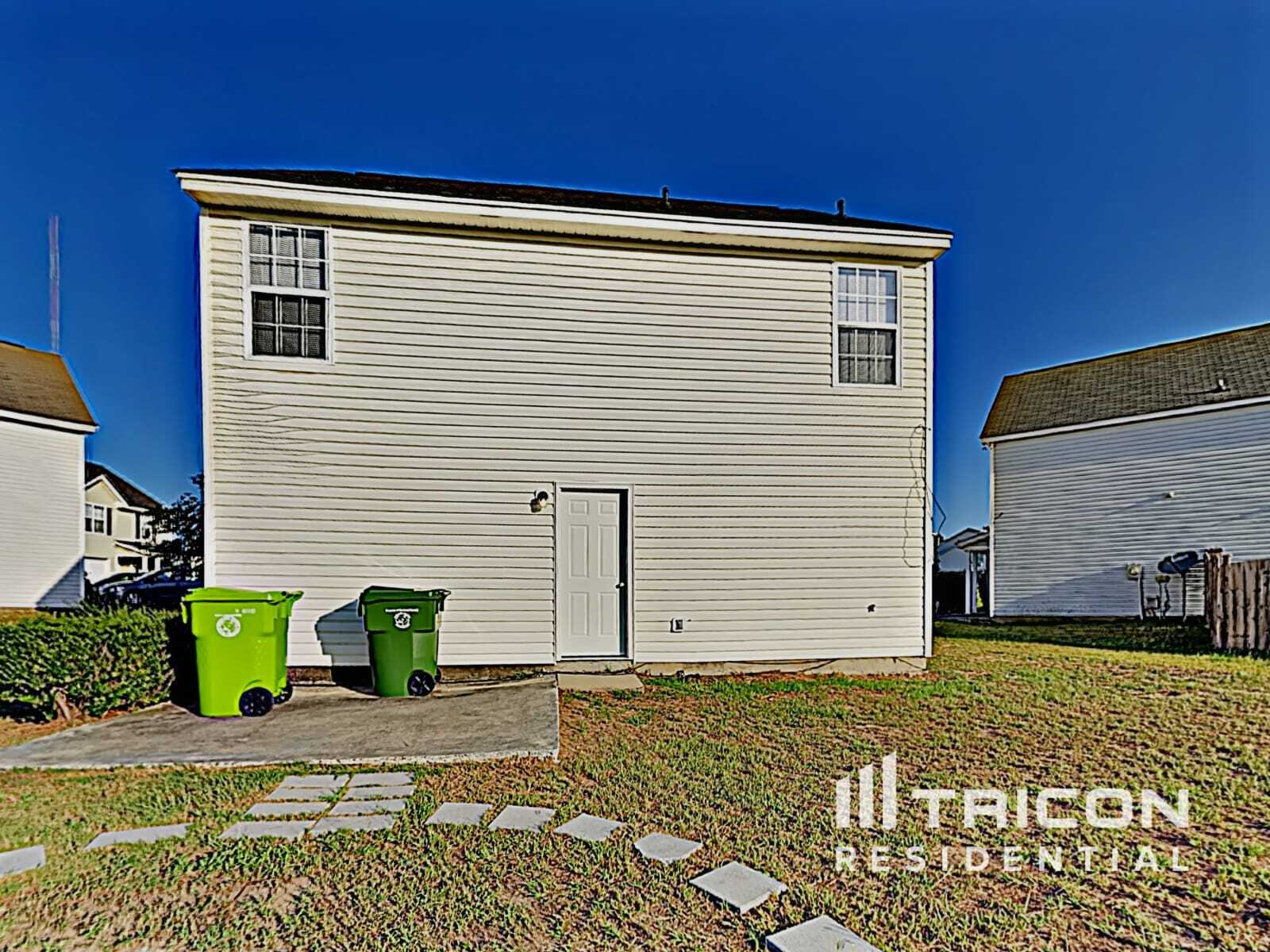 Building Photo - 208 E Waverly Pl Ct