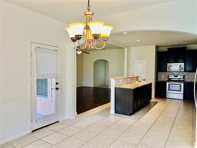 Building Photo - 2421 Fall Leaf Ct