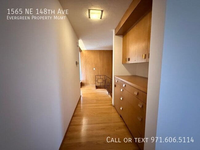 Building Photo - 1565 NE 148th Ave