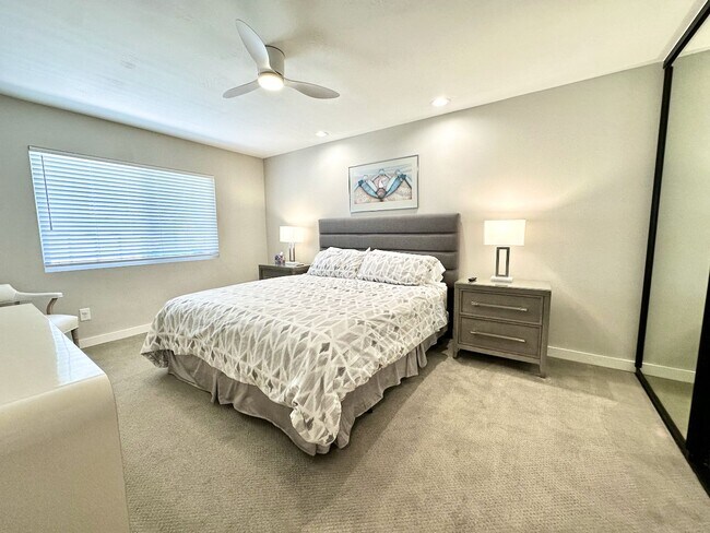 Building Photo - FOR RENT Call For Availability 3Br/3Ba 2128 Sqft Fully Furnished Del Mar Heights Vacation Home, C...