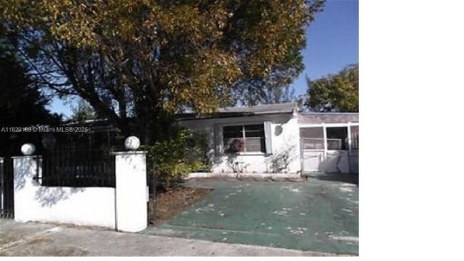 Primary Photo - 2461 NW 208th St