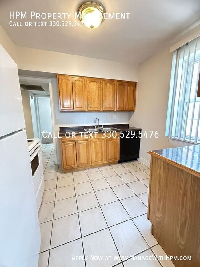 Building Photo - 3310 Warrensville Center Rd