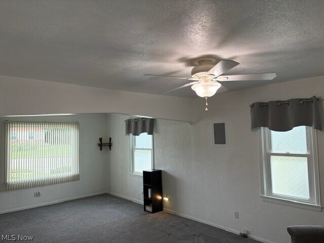 Building Photo - 5675 S Park Blvd