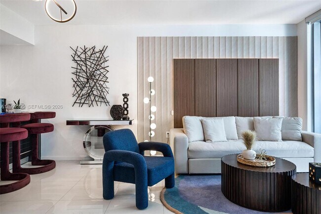 Building Photo - 200 Biscayne Blvd Way