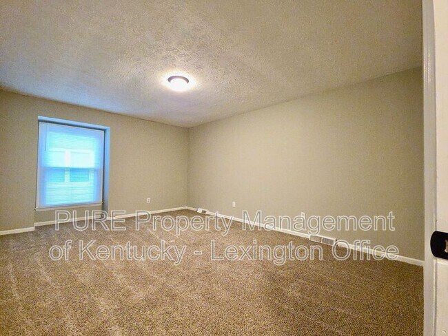 Building Photo - 2853 Snow Rd