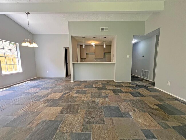 Building Photo - 3122 Glade Springs Dr