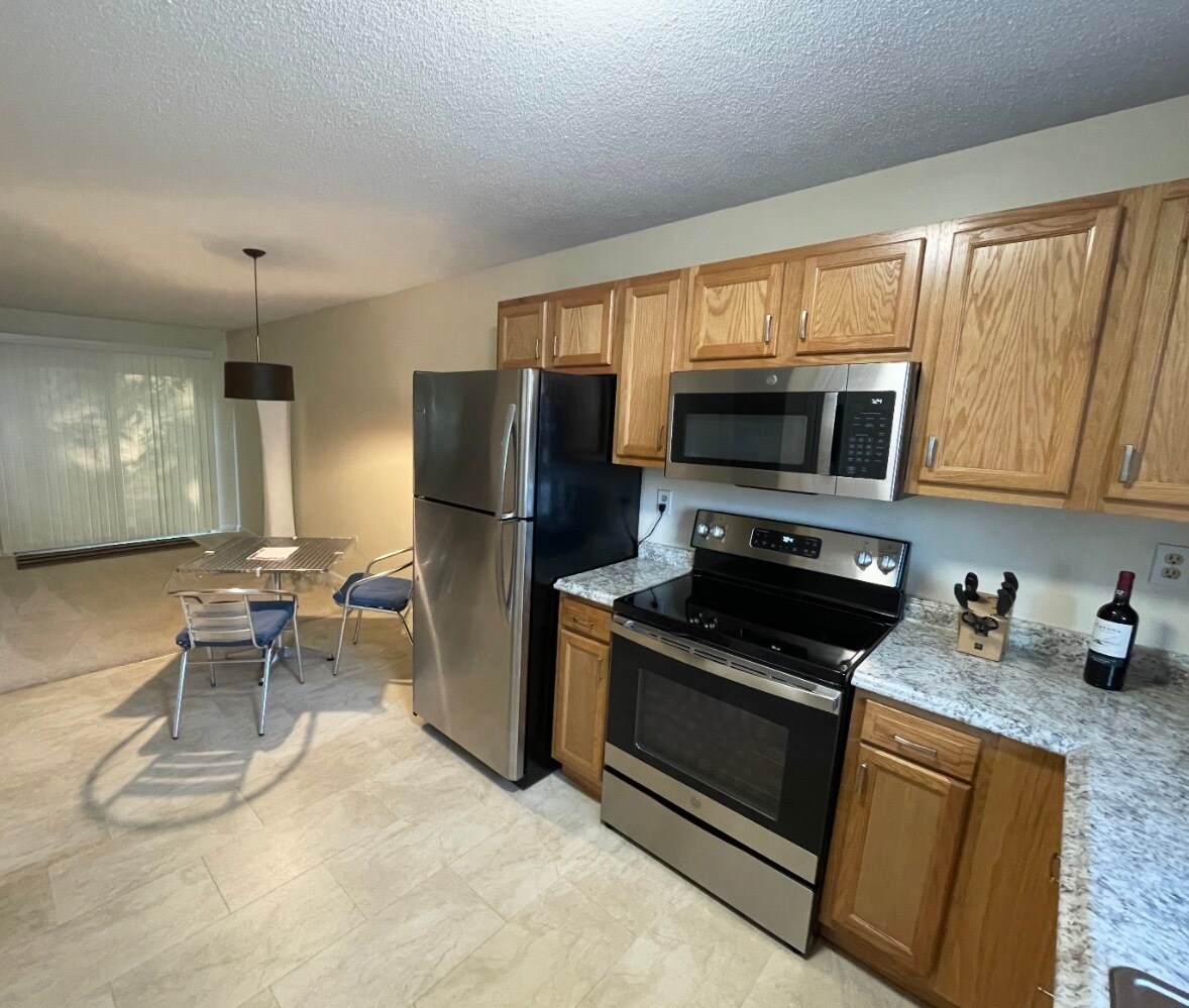 Building Photo - 138 Riviera Dr