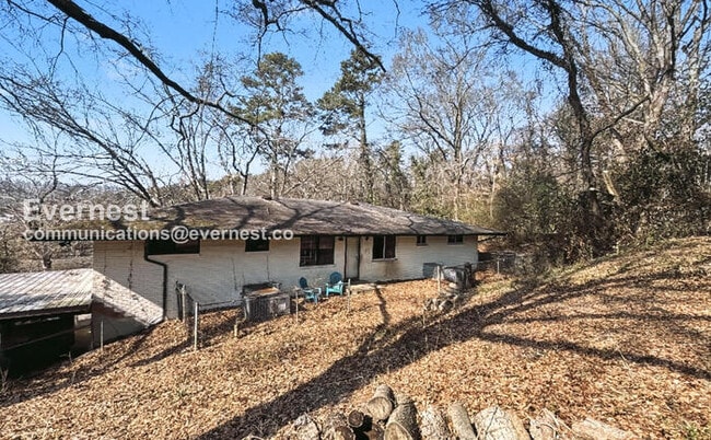 Building Photo - 18 Inglenook Dr