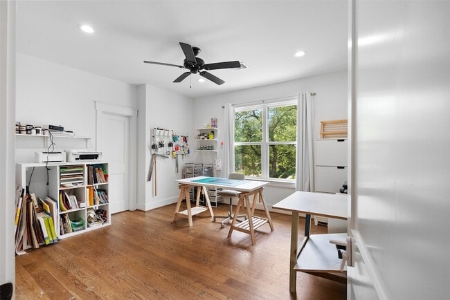 Building Photo - 4503 McKinney St