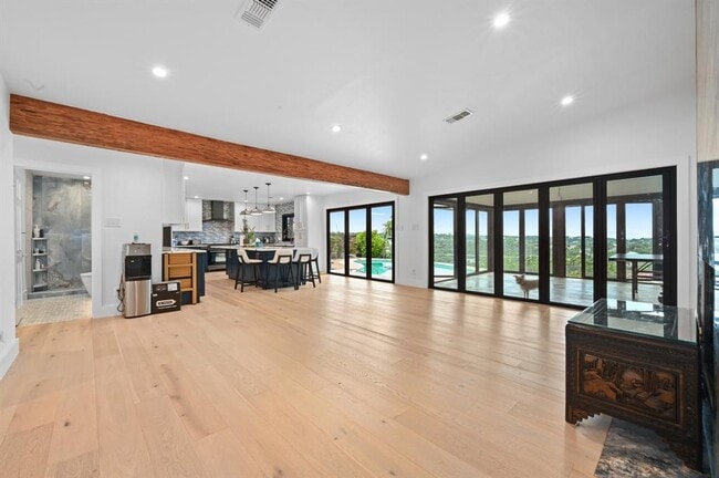 Building Photo - 4805 Greystone Dr