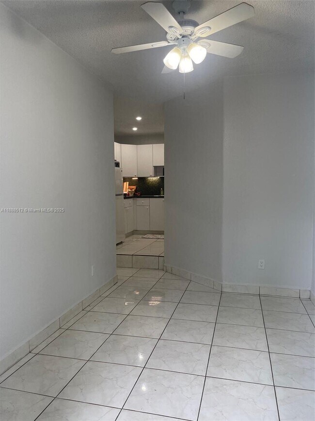 Building Photo - 10742 SW 138th Pl