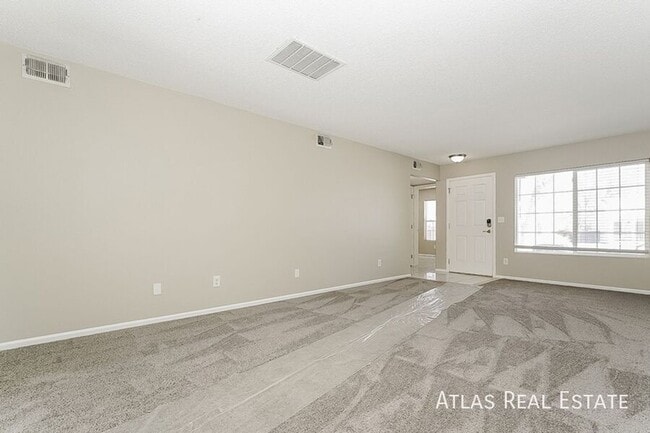 Building Photo - 5083 Helena Ct