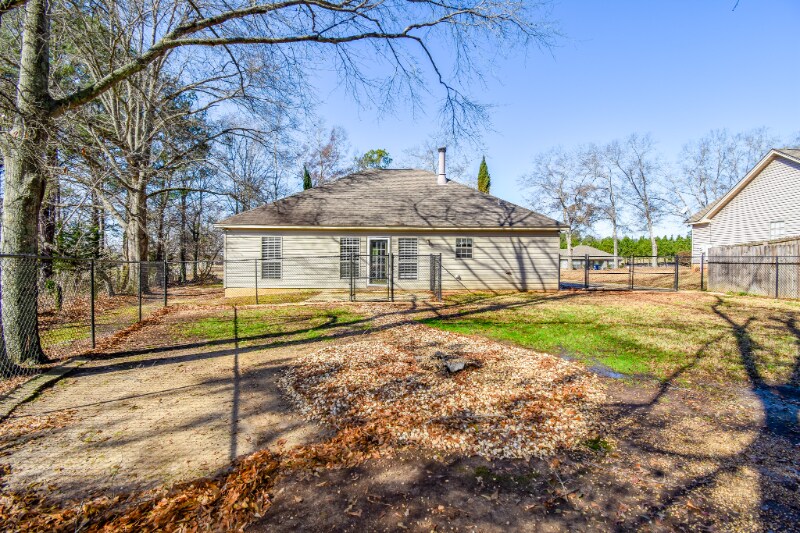 Building Photo - 5916 Cherokee Trail