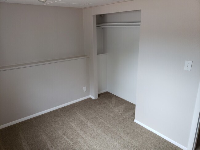 Building Photo - 5 bed Home - In Westminster - Available 6/5