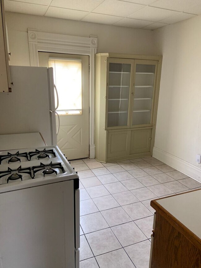 Building Photo - pp512