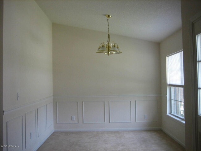 Building Photo - 2582 Bentshire Dr
