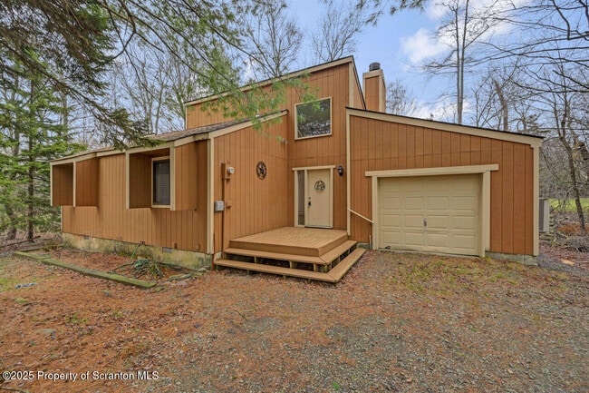 Primary Photo - 300 Lake Rd