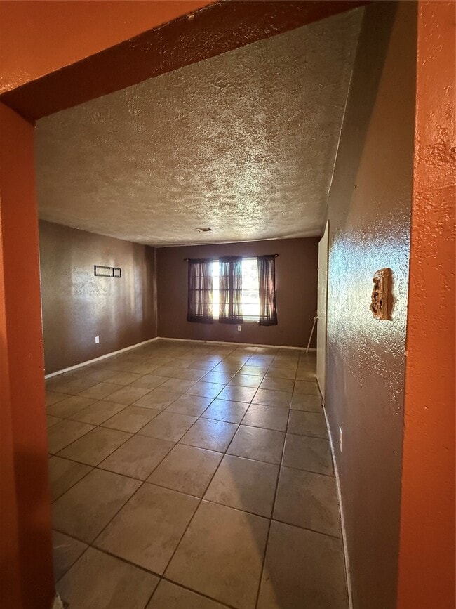 Building Photo - 5215 Bellfort Ave