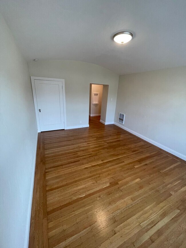 Building Photo - 2300 22nd Ave