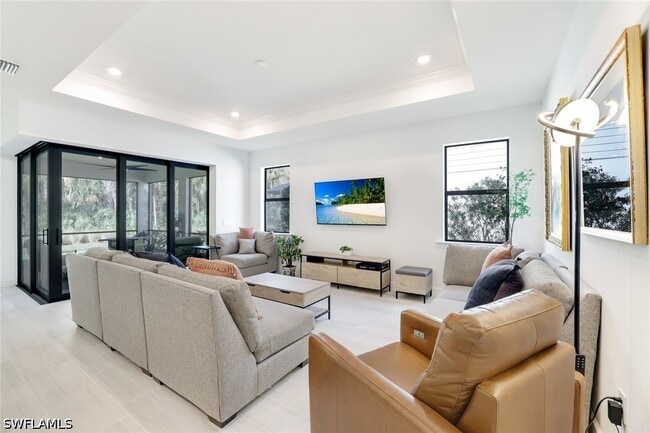 Building Photo - 10439 Ventana Ln