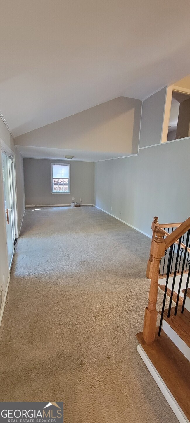Building Photo - 1544 Bishop Hollow Run