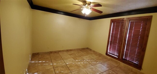 Building Photo - 4323 Colombia Dr
