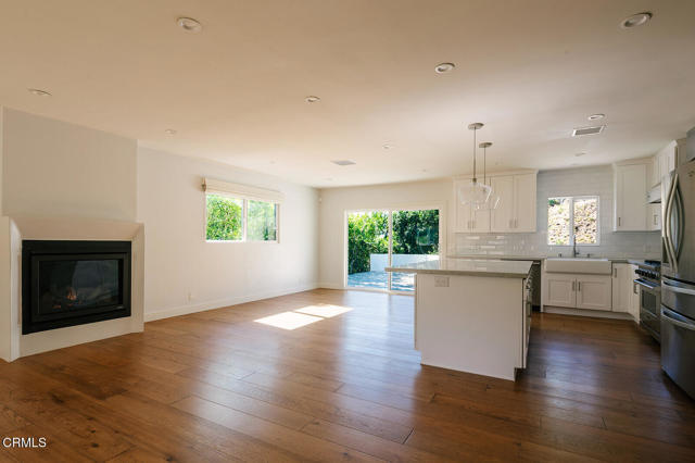 Building Photo - 5447 Rock Castle Dr