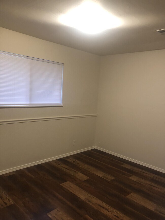 Building Photo - 5744 New Hope Rd