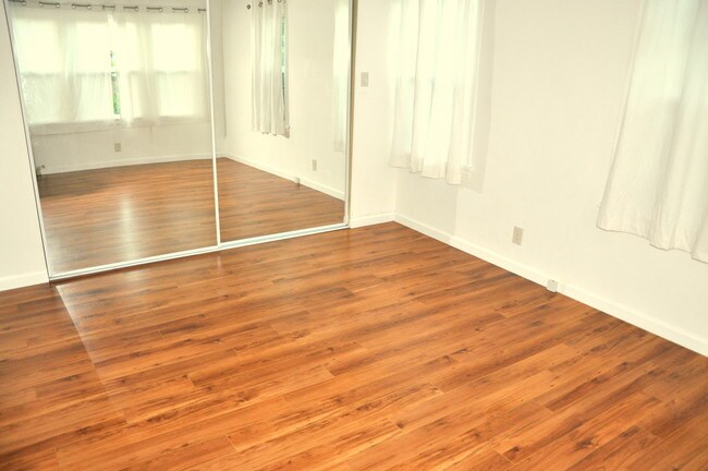 Building Photo - 1657 El Rito Ave